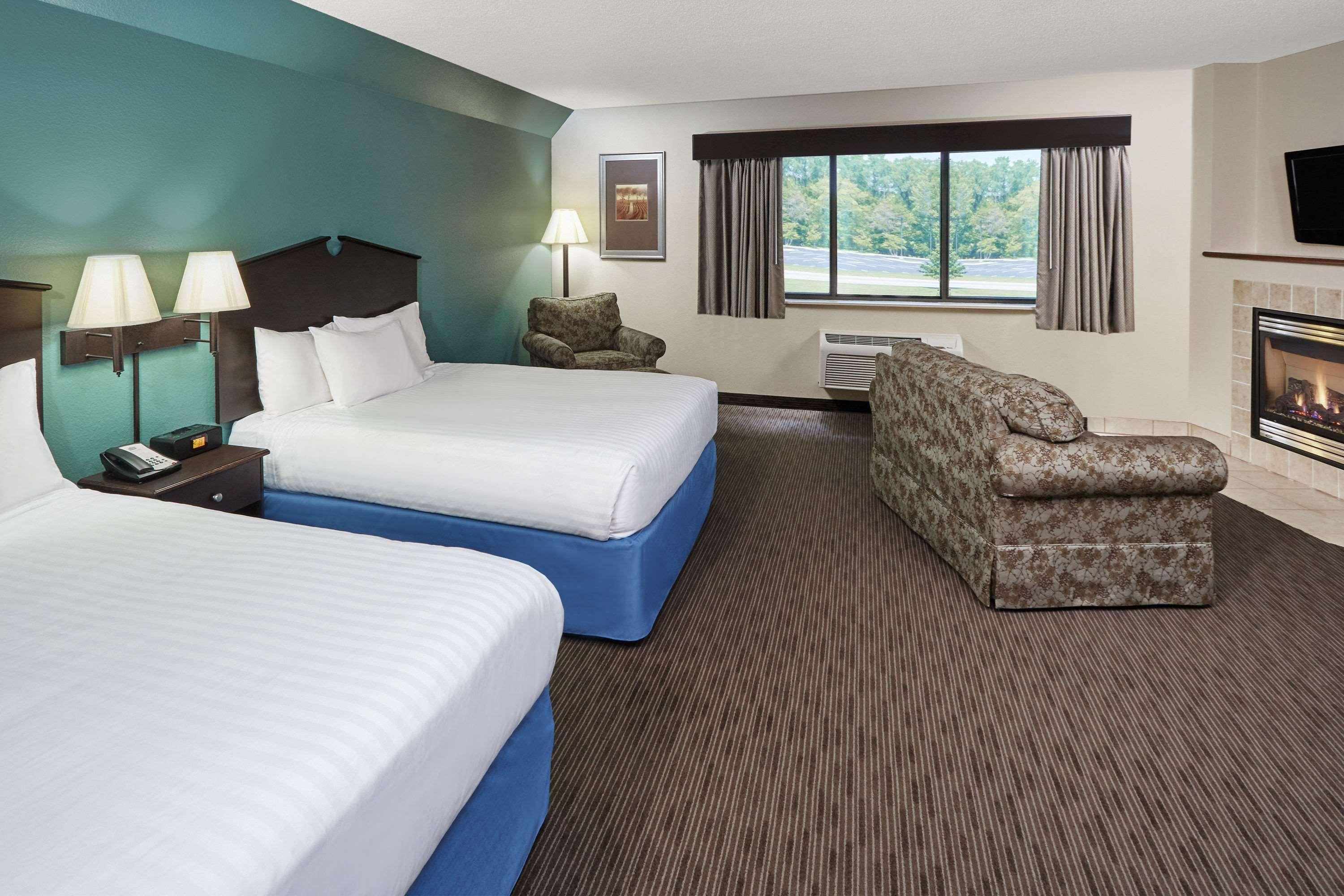 Americinn By Wyndham Green Bay East Exterior photo